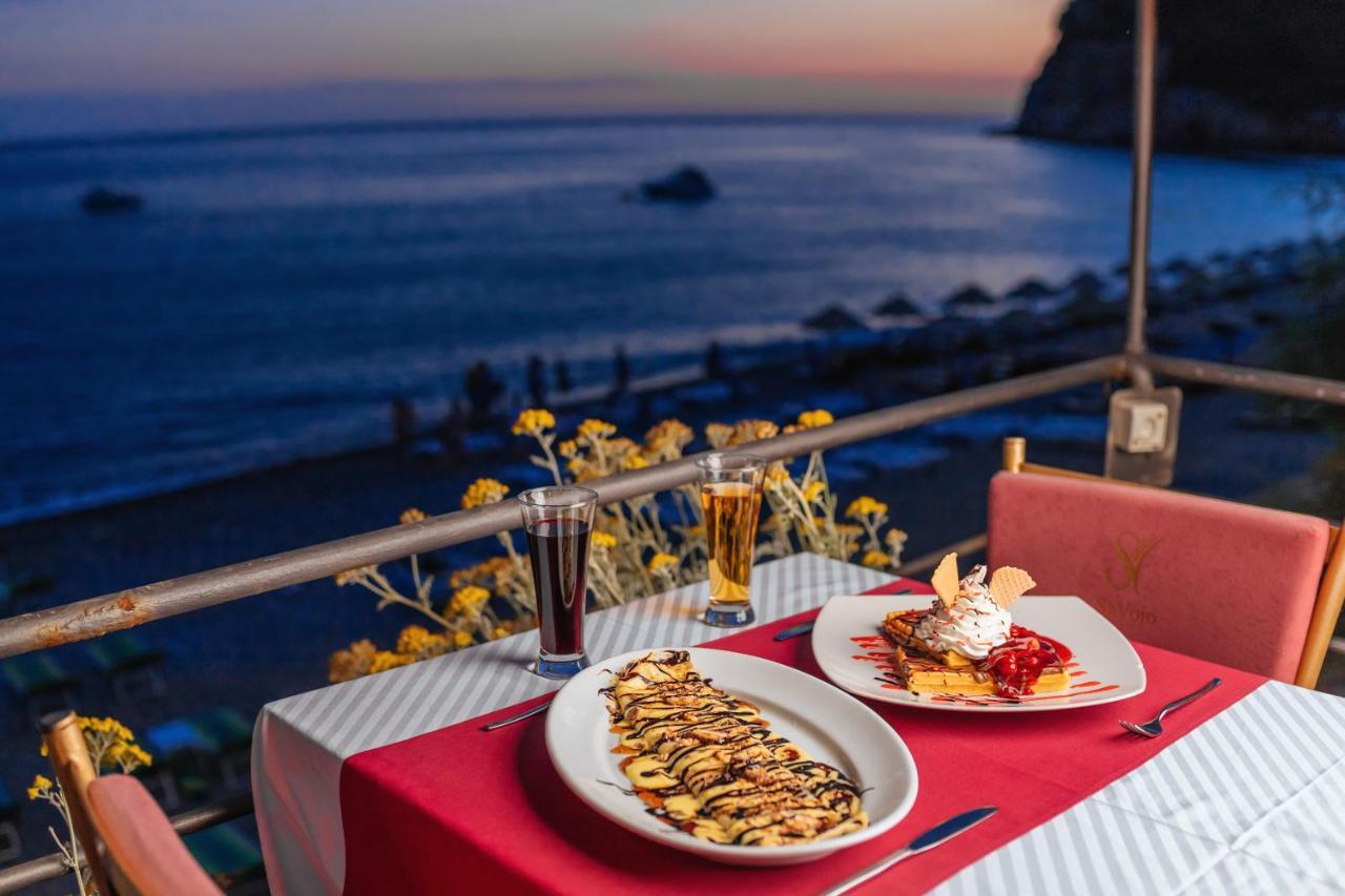 Hotel Savojo Petrovac Екстериор снимка